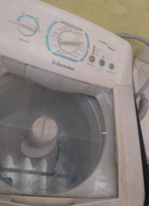 Vendo máquina pra arrumar